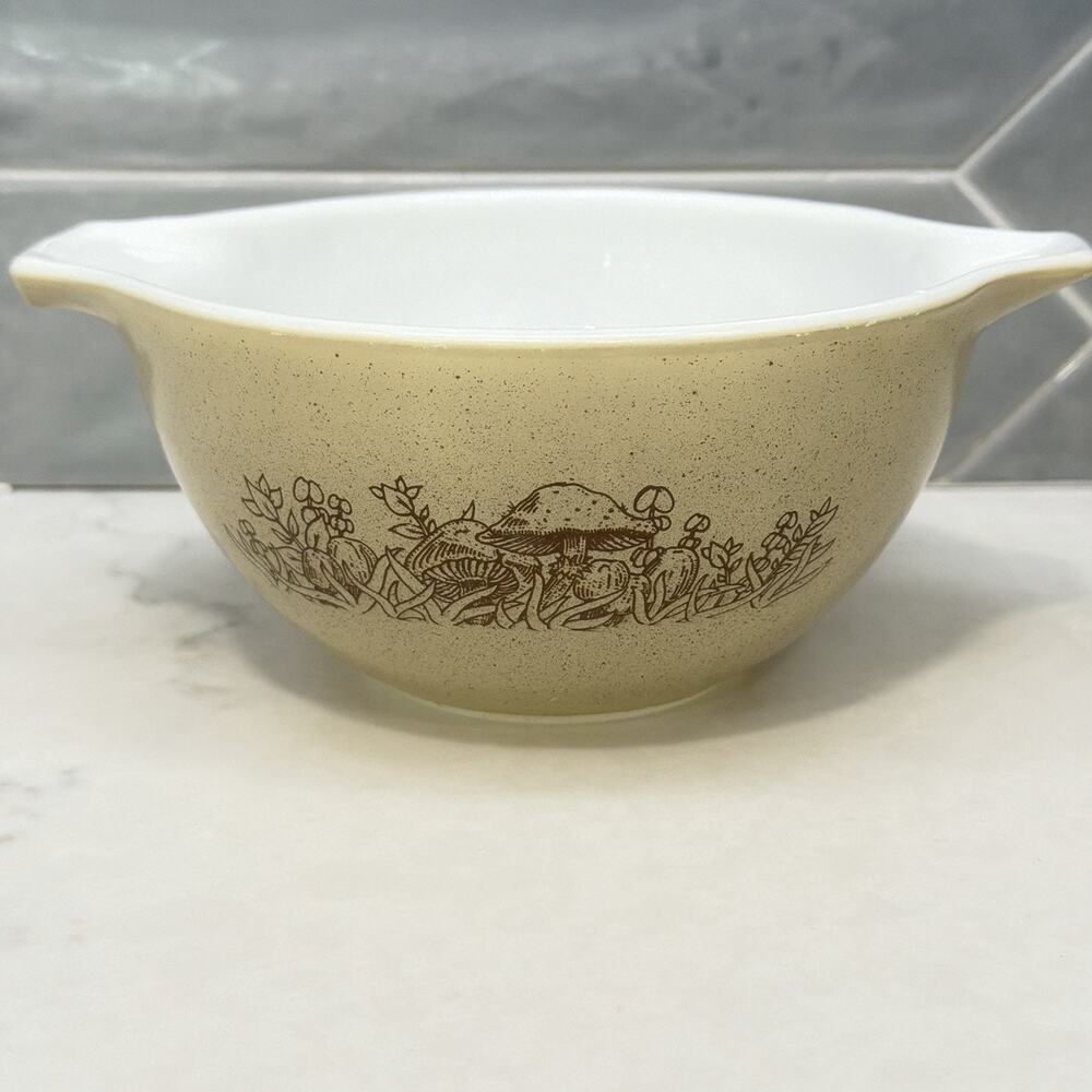 PYREX 441 Forest Fancies Mushroom Cinderella Nesting Mixing Bowl 750ml Vintage